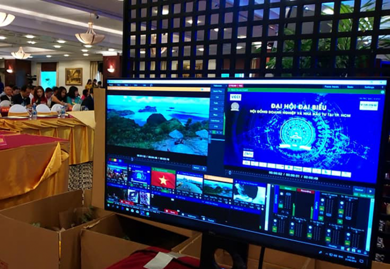 Livestream hiện đang là xu hướng quảng bá thương hiệu, tiếp cận được nhiều đối tượng khách hàng.