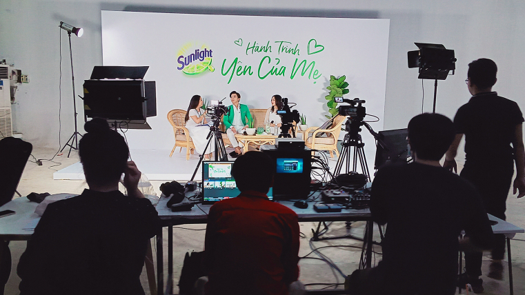 DỊCH VỤ LIVESTREAM TALKSHOW CHUYÊN NGHIỆP