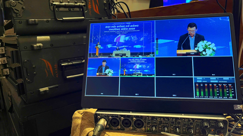 Hậu trường Livestream Tập đoàn YeaH1