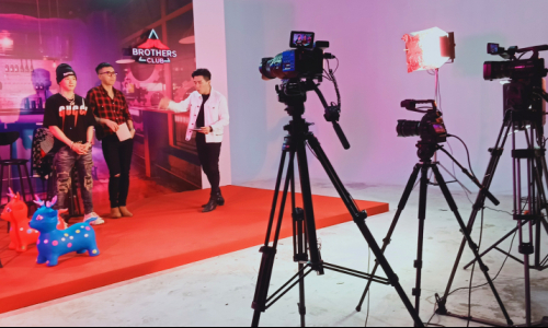 Game Show Livestream - truy tìm cao thủ rắc thính